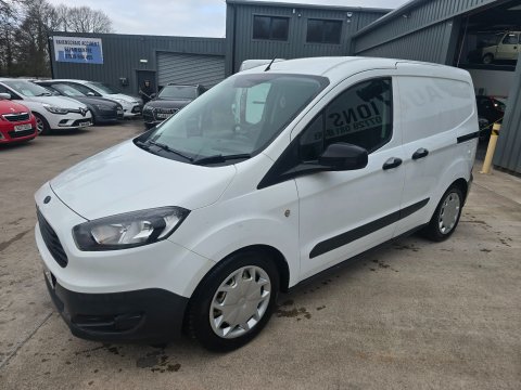 Ford Transit Courier BASE TDCI 2
