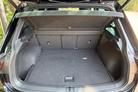 Volkswagen Tiguan R-LINE TECH TSI 4MOTION DSG 22