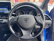 Toyota C-HR DYNAMIC 11