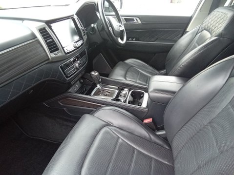 SsangYong Rexton 2.2D Ultimate SUV 5dr Diesel T-Tronic 4WD Euro 6 (181 ps) 4