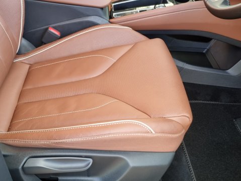 Skoda Enyaq 60 Suite Interior Assisted Drive Pack 38