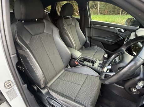 Audi Q3 1.5 TFSI CoD 35 Black Edition Sportback 5dr Petrol Manual Euro 6 (s/s) (150 10