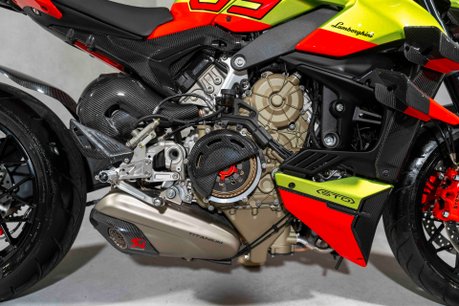 Ducati Streetfighter V4 LAMBORGHINI. NOW SOLD. SIMILAR REQUIRED. PLEASE CALL 01903 254800. 33