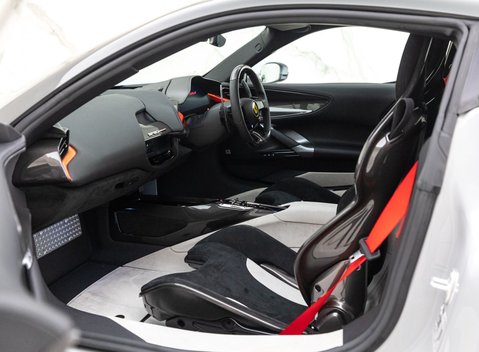 Ferrari SF90 Stradale 11