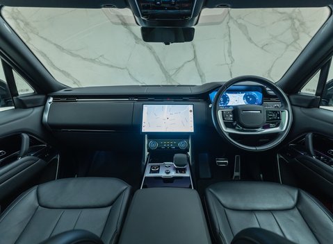 Land Rover Range Rover D350 AUTOBIOGRAPHY 23