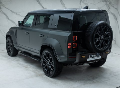 Land Rover Defender 110 OCTA EDITION ONE 11