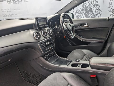 Mercedes-Benz GLA GLA200 CDI AMG Line 15