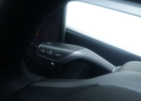 Tesla Model Y Model Y Long Range AWD 4WD 5dr 30