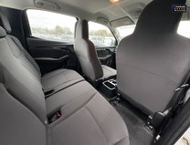 Isuzu D-Max Utility | 1.9 LT | AC | Camera | Double Cab 15