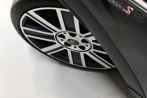 Mini Hatch 2.0 Cooper S Exclusive Auto 3dr 21