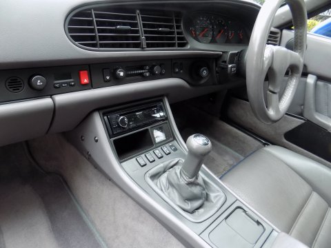 Porsche 968 COUPE 16