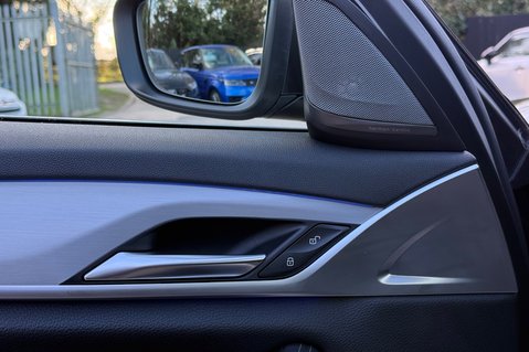 BMW 5 Series 520I SE TOURING AUTOMATIC ESTATE TOURING - HARMAN KARDON - AMBIENT LIGHTING 26