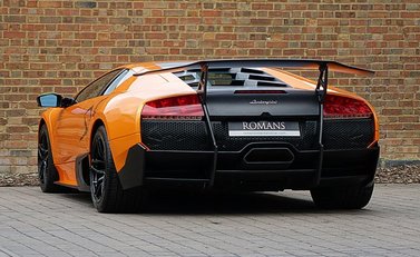 Lamborghini Murcielago LP 670-4 SV 10