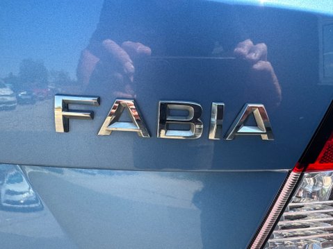 Skoda Fabia SE L TSI DSG 17