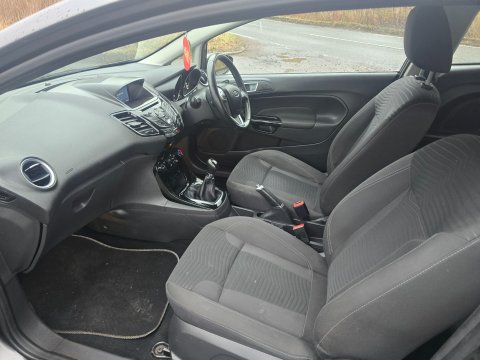 Ford Fiesta ZETEC 9
