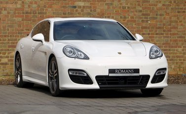 Porsche Panamera Turbo 1