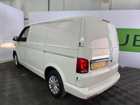 Volkswagen Transporter 2.0 Transporter T28 Highline TDI 7