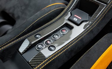McLaren 675LT 26