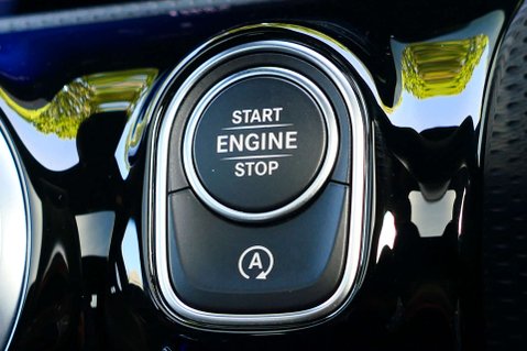 Mercedes-Benz A Class 2.0 AMG A 35 Premium + MHEV 4M A 4WD 5dr 51