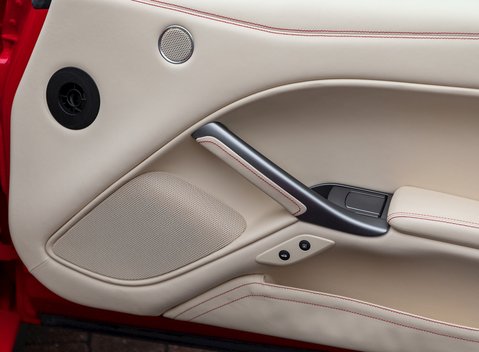 Ferrari F12 Berlinetta 19