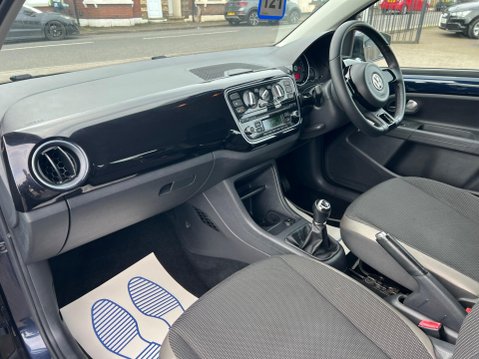 Volkswagen Up 1.0 High up! Euro 5 3dr 20