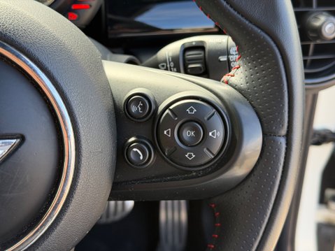 Mini Hatch COOPER 12
