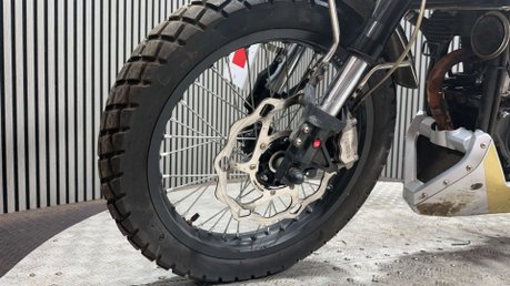 Mondial HPS 2020 ONLY 3K GOOD RUNNING PROJECT CAFE BIKE 125CC 18
