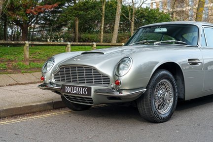Aston Martin DB6 Mark II 9