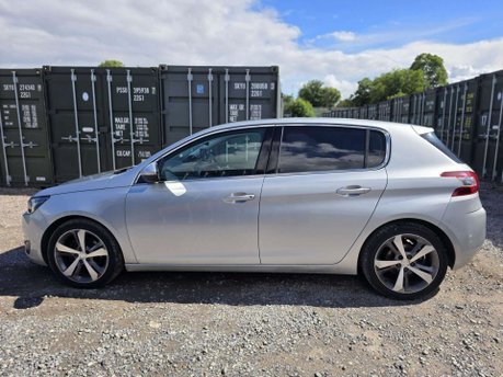 Peugeot 308 1.2 PureTech Allure Hatchback 5dr Petrol EAT Euro 6 (s/s) (130 ps) 6