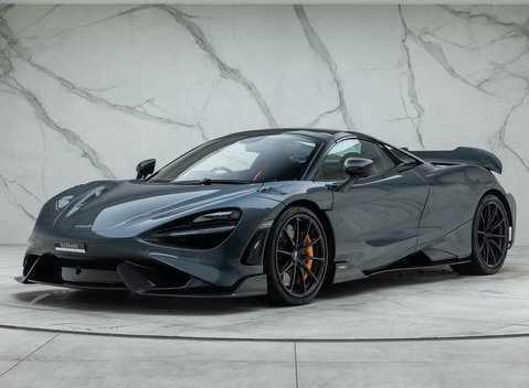 McLaren 765LT Spider 6