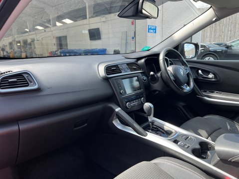 Renault Kadjar 1.5 dCi Signature Nav SUV 5dr Diesel EDC Euro 6 (s/s) (110 ps) 13