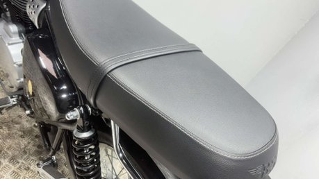 BSA Gold Star 650 2023 3K VERY CLEAN 1 OWNER NEW MOT RETRO MODERN CLASSIC BIKE 43