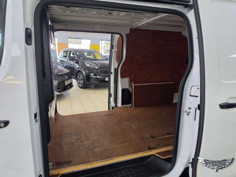 Vauxhall Vivaro 2.0 Turbo D 3100 Dynamic L2 H1 Euro 6 (s/s) 6dr 73