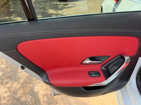 Mercedes-Benz CLA Class CLA 180 AMG LINE PREMIUM PLUS 33
