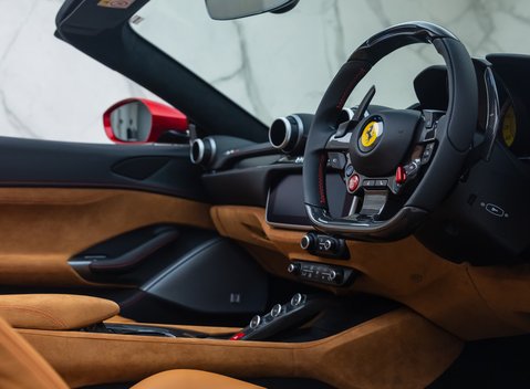 Ferrari Portofino M 16