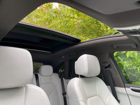 Porsche Macan 3.0 TD V6 S PDK 4WD Euro 6 (s/s) 5dr 32