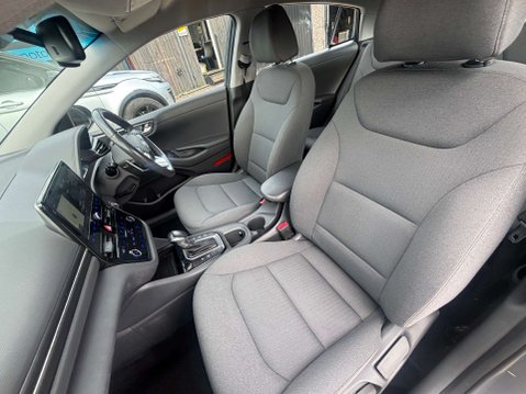 Hyundai IONIQ 1.6 h-GDi Premium Hatchback 5dr Petrol Hybrid DCT Euro 6 (s/s) (141 ps) 30