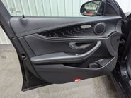 Mercedes-Benz E Class 2.0 E 300 AMG Line de Auto 4dr 54