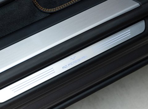 Lamborghini Urus S 19