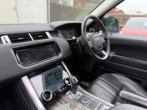 Land Rover Range Rover Sport 3.0 SD V6 HSE Dynamic Auto 4WD Euro 6 (s/s) 5dr 35