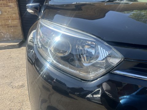 Renault Captur 0.9 TCe ENERGY Dynamique Nav SUV 5dr Petrol Manual Euro 6 9