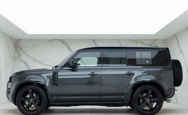 Land Rover Defender 110 V8 2