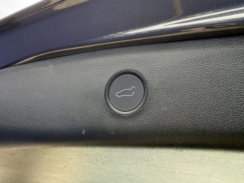 Tesla Model 3 Saloon 4dr Electric Auto RWD (241 bhp) 23