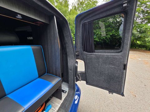 Volkswagen Transporter 2.5 Transporter T30 130 TDI LWB 51