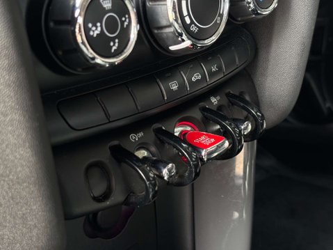 Mini Hatch 1.5 Cooper Classic 5dr 15