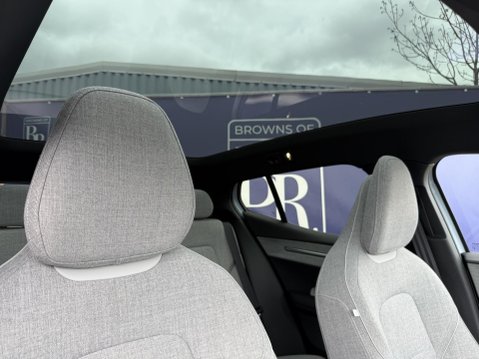 Volvo Ex30 Single Motor Extended Range 69kWh Ultra SUV 5dr Electric Auto (272 ps) 52