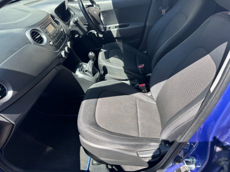 Hyundai i10 1.0 SE 5Dr 14
