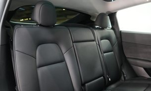 Tesla Model Y LONG RANGE AWD Comfort Suspension One Owner Tesla Comp Warranty until 09/27 17