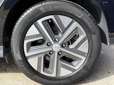 Hyundai KONA 39kWh Premium SUV 5dr Electric Auto (10.5kW Charger) (136 ps) 16