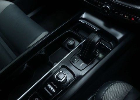 Volvo XC60 2.0 XC60 R-Design T6 Recharge AWD Auto 4WD 5dr 32